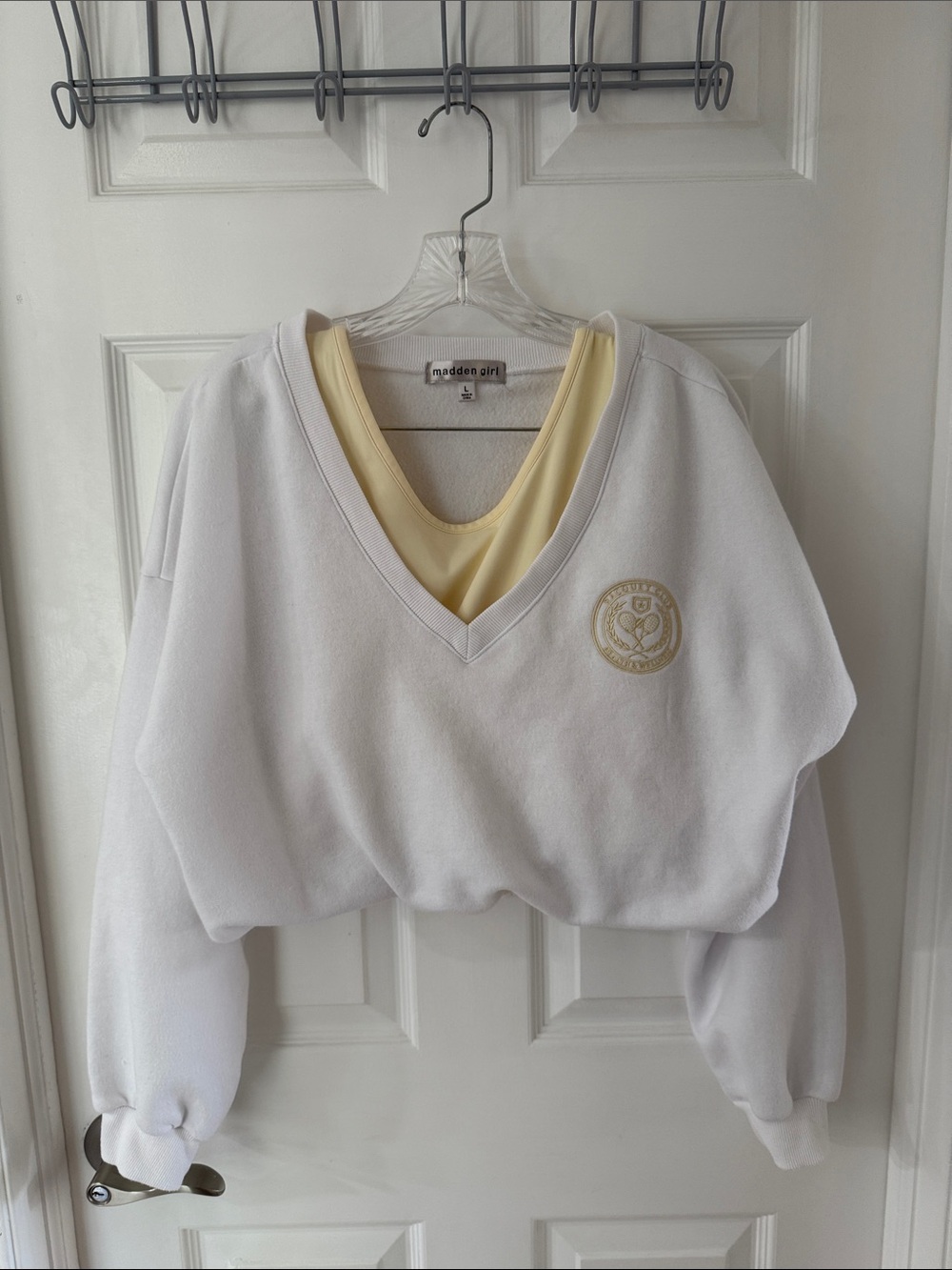 Madden Girl White Cropped V-Neck Sweatshirt with Pale Yellow Insert